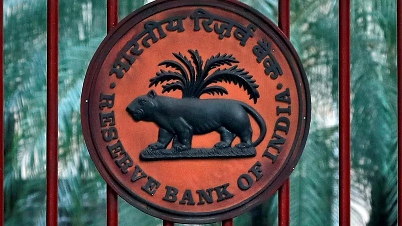 RBI Maintains Interest Rate, Signals Possible Cuts Ahead