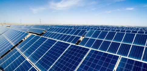 India Achieves 100 GW Milestone in Solar Energy