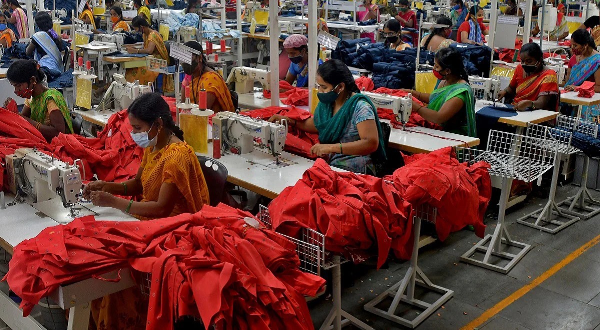 India’s Textile Industry Faces Challenges, Government Pushes Reforms