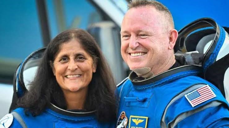 NASA ASTRONAUTS RETURN AFTER 9-MONTH STAY IN SPACE