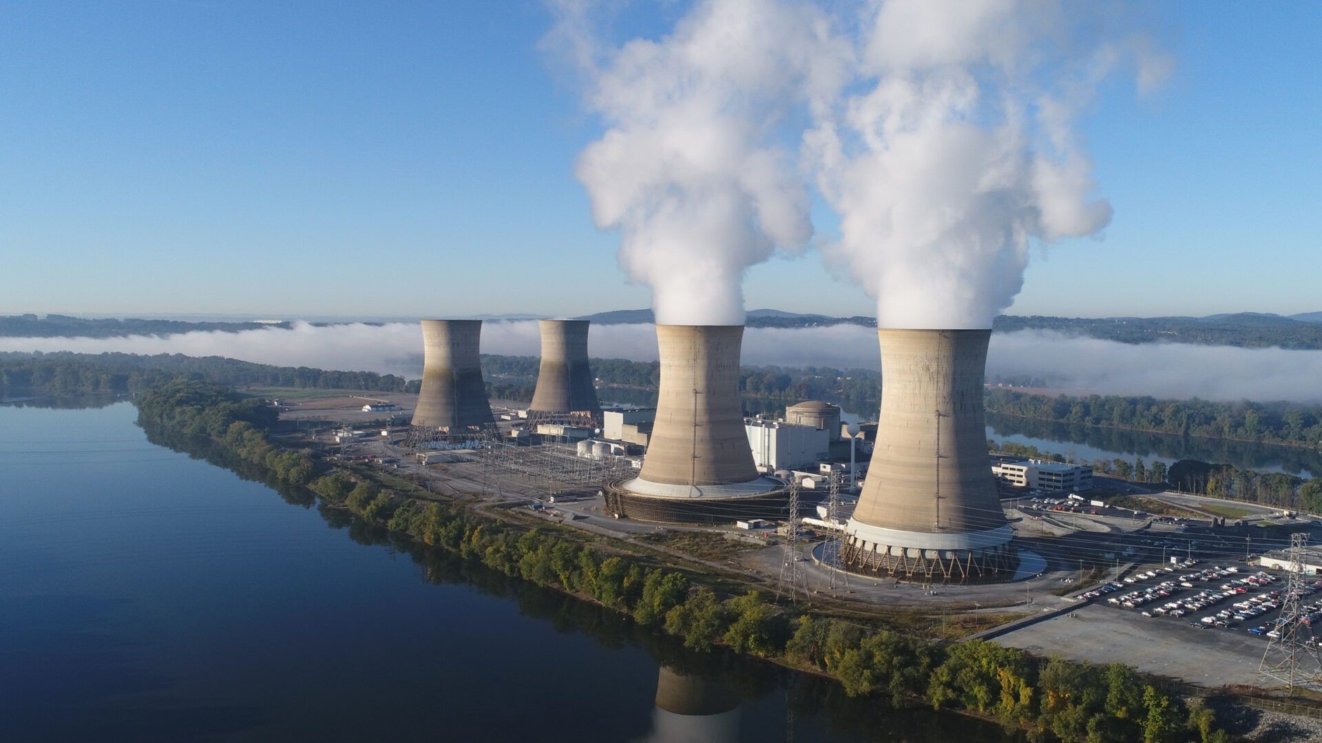 The Reboot of U.S. Nuclear Energy in the AI and China Era