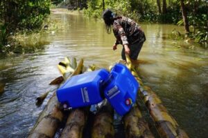 Philippines Floods: Waterborne Disease Risk Rises